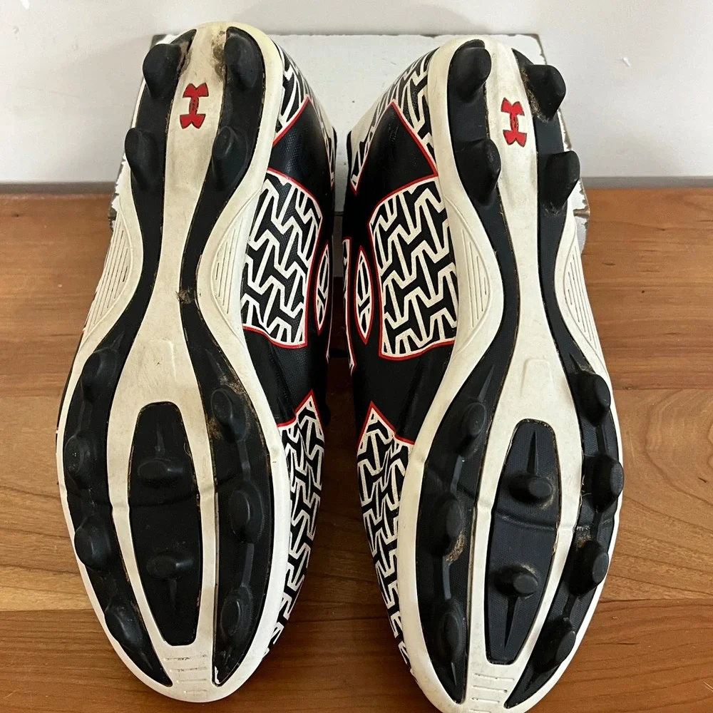 Under Armour Force Soccer Cleats Kids‎ 5Y Black White Red 1264206-103